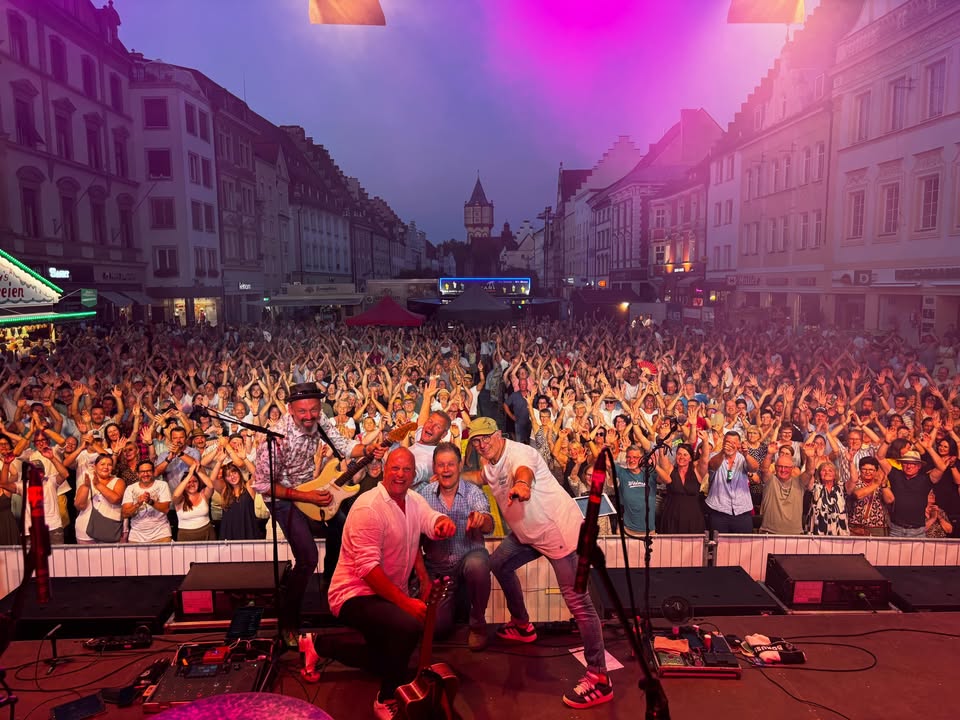 Auf A Wort - STS & Austropop
